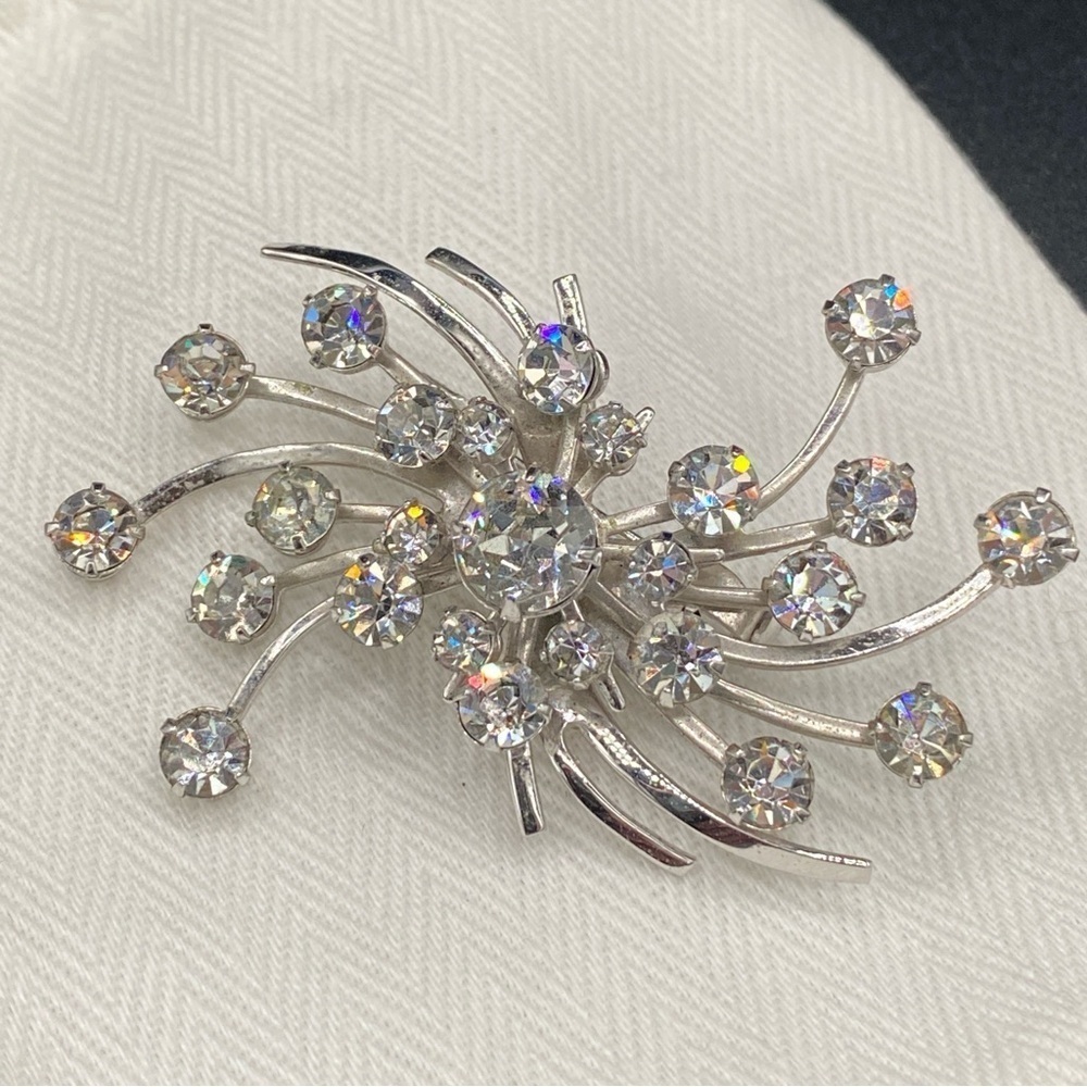 Sparkly Starburst Spray Brooch with Clear Rhinestones 2.5in